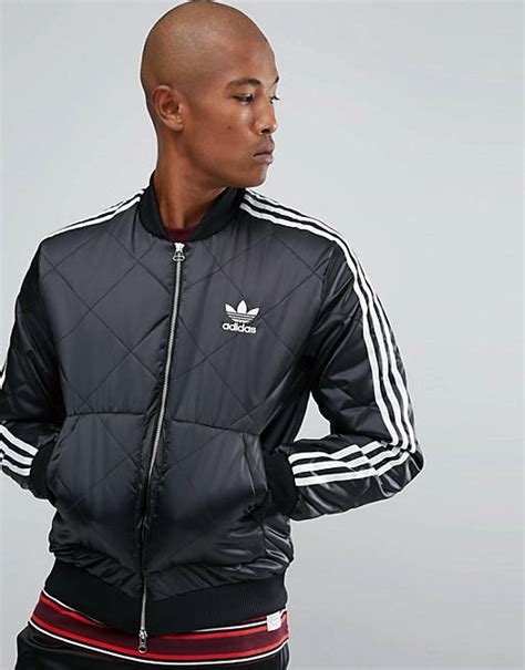 adidas Originals – Superstar – Schwarze Steppjacke, BS3020